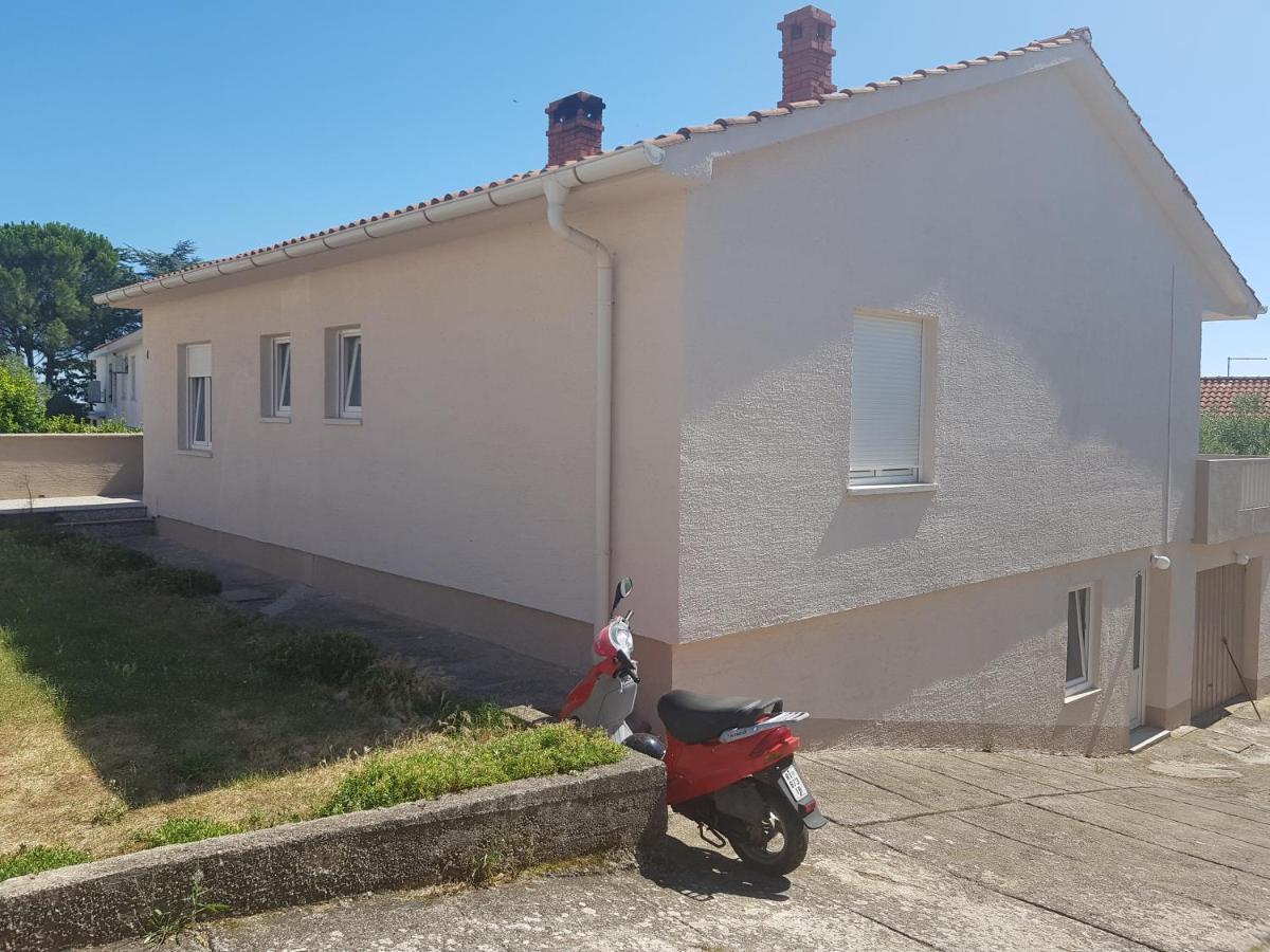 Marton Apartment Krk Exterior photo