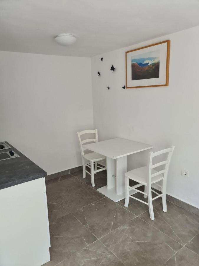 Marton Apartment Krk Exterior photo